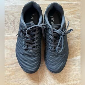 Nobull dark grey trainers W7